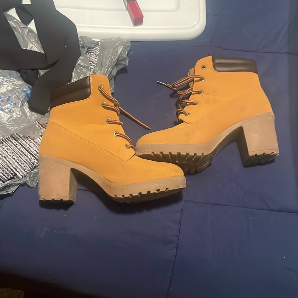 high heel boots